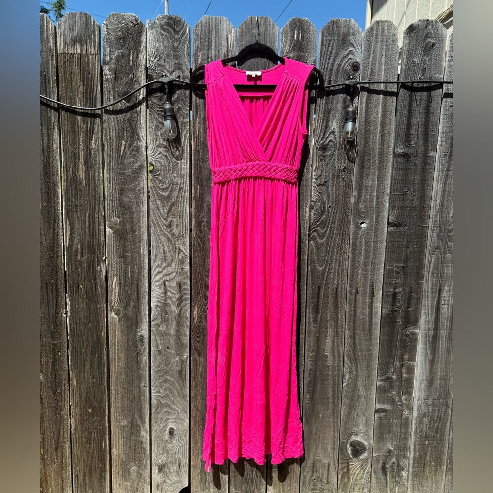 Neiman Marcus Hot Pink Braided Belt V Neck Stretchy Maxi Dress Elastic Waist Med